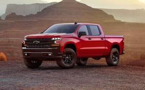 Chevrolet Silverado LT Z71 Trail Boss Crew Cab 2018 года